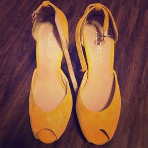 Yellow  ALDO Generation heels